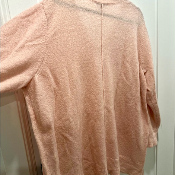 Women’s 3x Love and Legend Peach/pink sweater - Picture 2 of 4